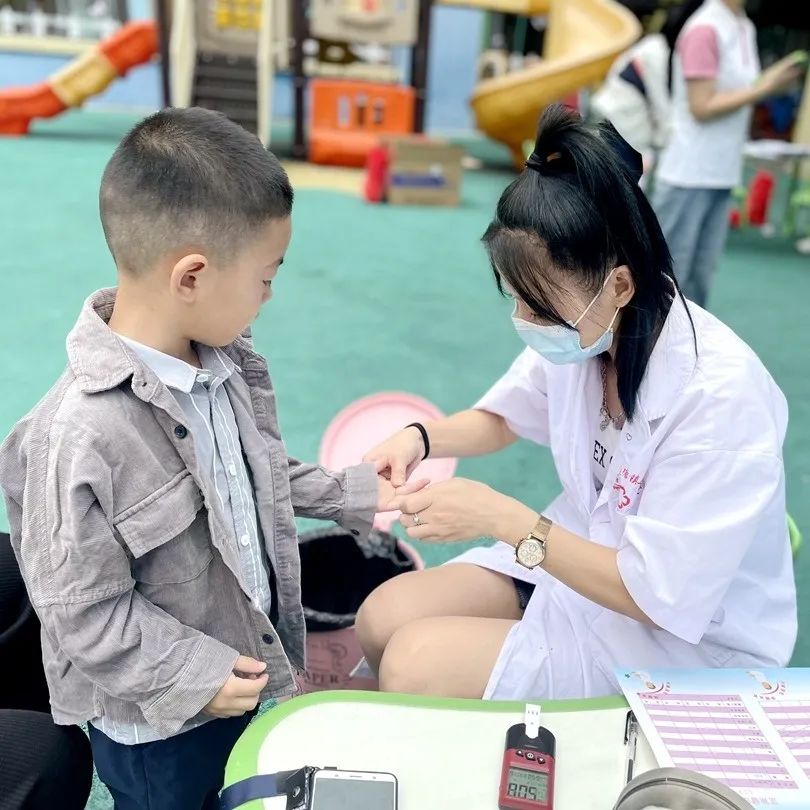 定期体检呵护健康|园外园君悦园、心怡园宝贝们的健康体检日记