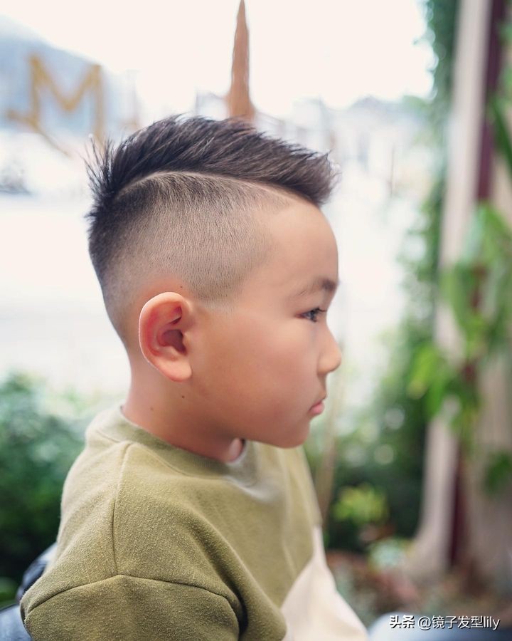 二月二龙抬头适宜的发型男孩,二月二龙抬头男生发型