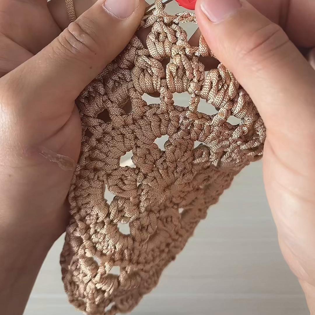 樱花护耳帽的全教程,钩樱花帽完整视频教程