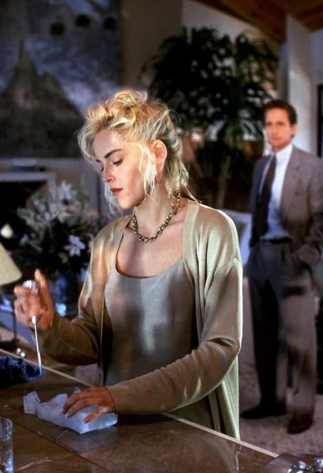 莎朗斯通六部电影,十部惊艳大片莎朗斯通