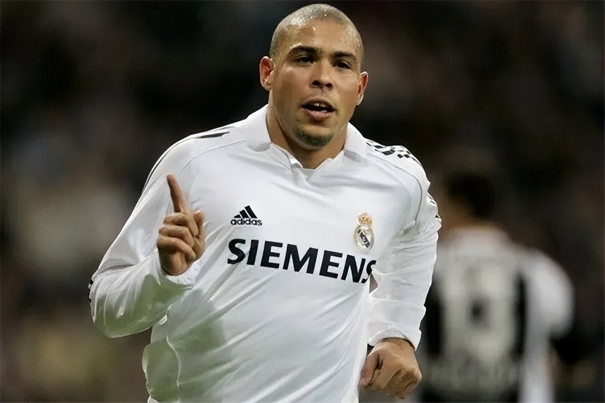 46岁罗纳尔多近况,罗纳尔多职业生涯加盟的俱乐部