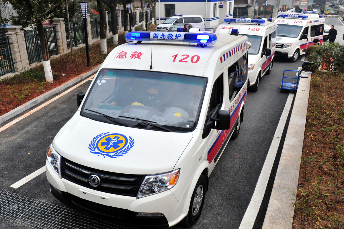 心悸出汗头晕血压高是怎么回事,心慌出虚汗血压高是怎么回事