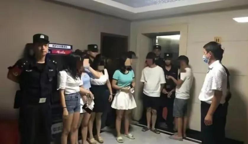 麻豆传媒分公司敛财上万被抓,女主播:求你了别拍了我先穿上衣服