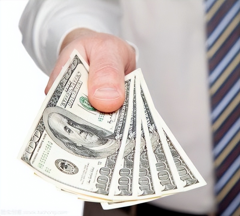 上海“女色贪”终落马！甘愿被三名富商*养包**，随身携带8个安全套