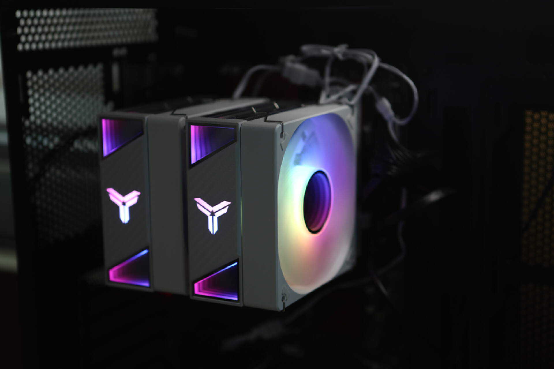 乔思伯cr1000evoargb散热器性能如何,风冷散热器能压13代cpu吗