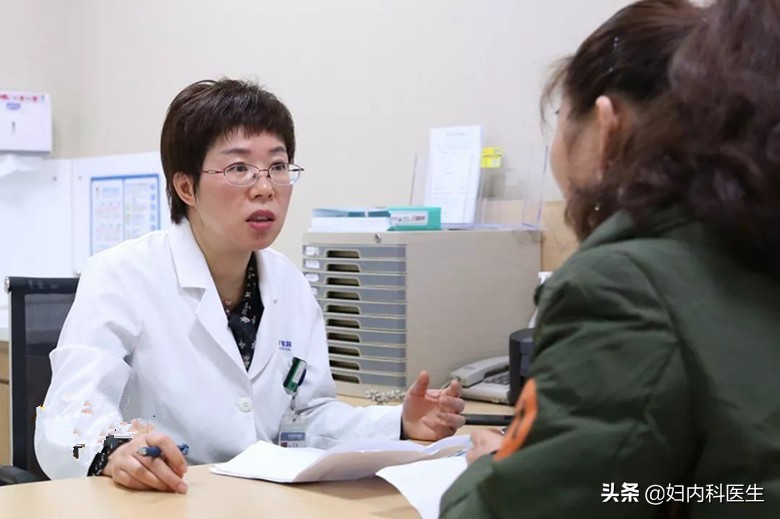 女性排便时小腹疼痛是怎么回事,女性排便不畅是癌症吗