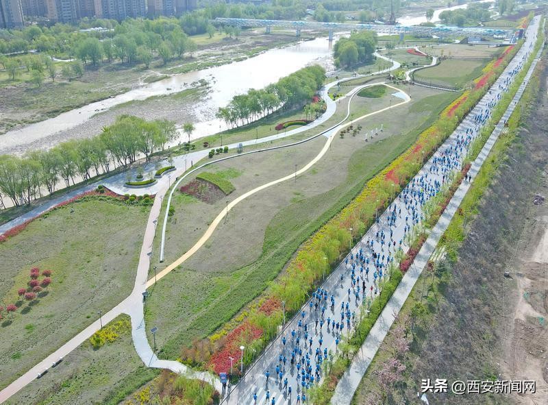 西安城马路跑系列赛（灞桥站）圆满落幕