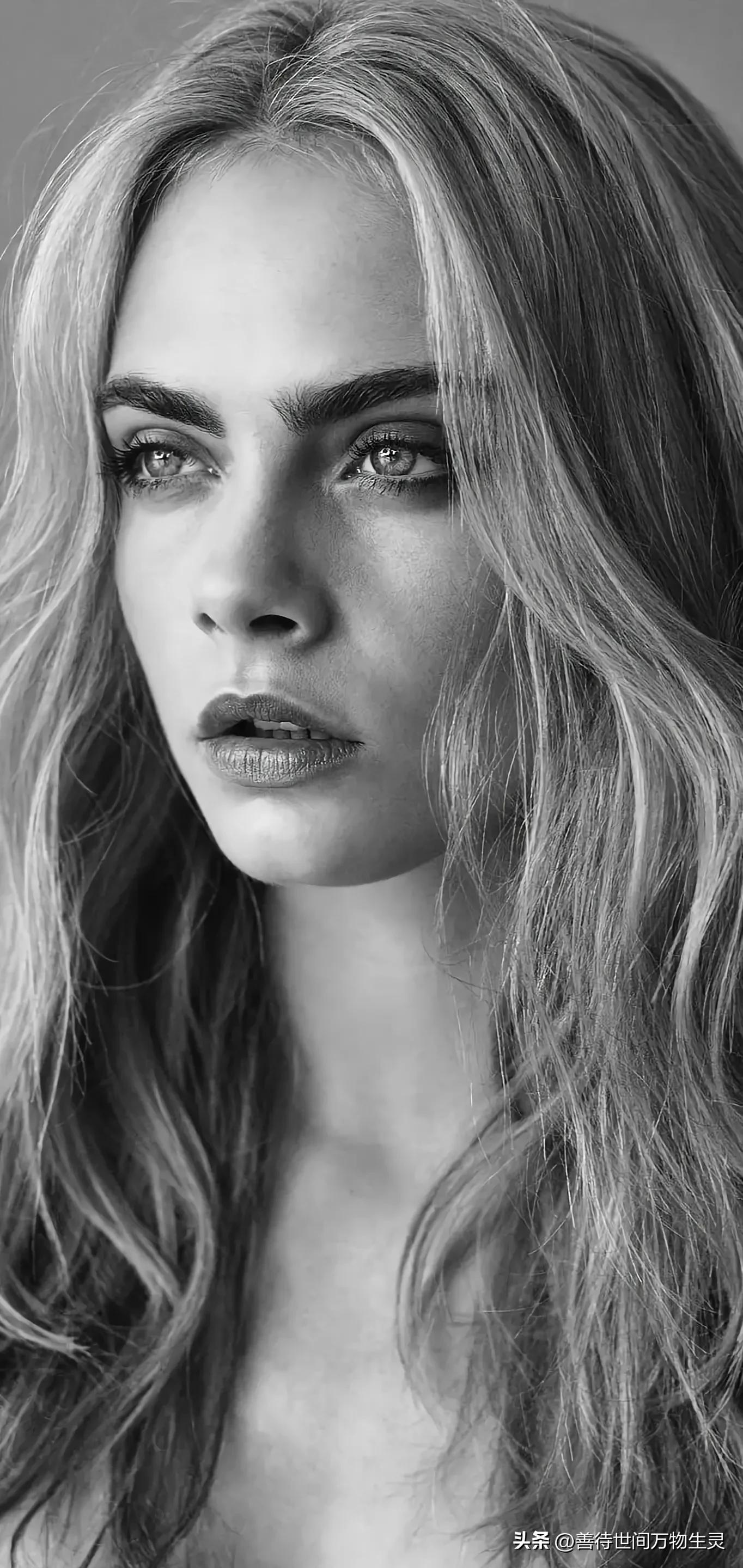 英国超模卡拉迪瓦伊,英国超模卡拉迪瓦伊海边