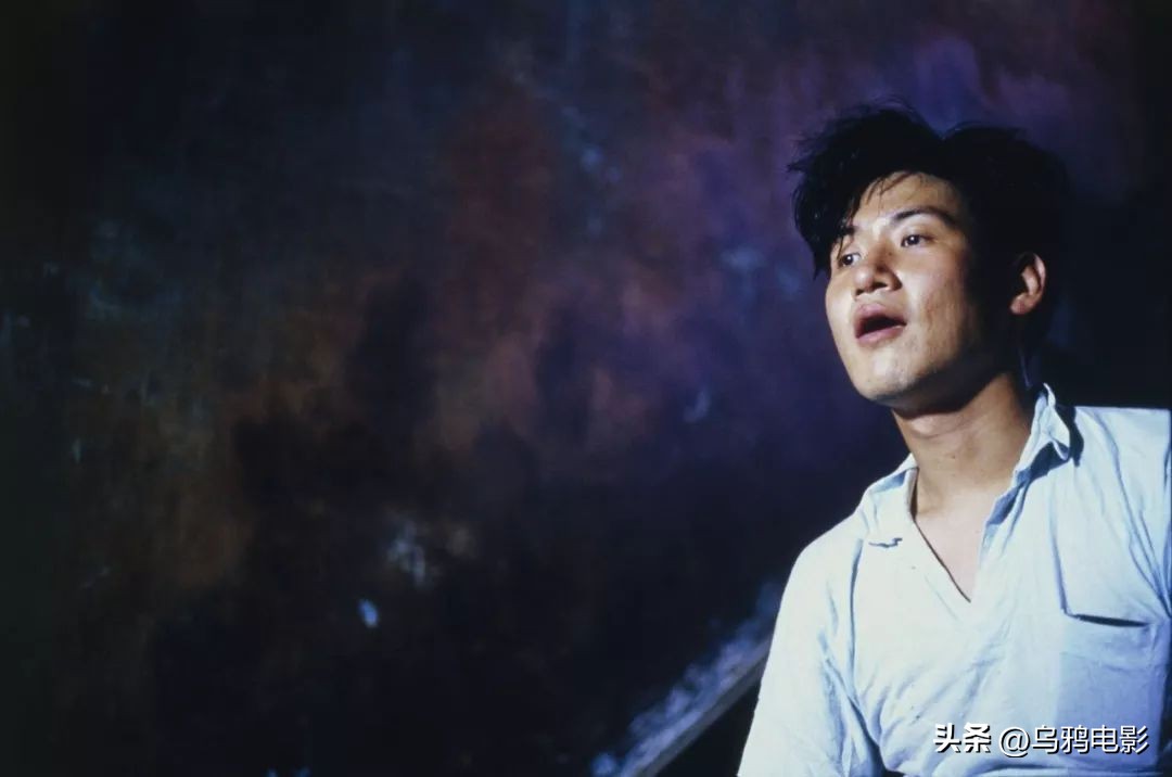 尺度太大，疯狂打码消音，还是香港电影敢