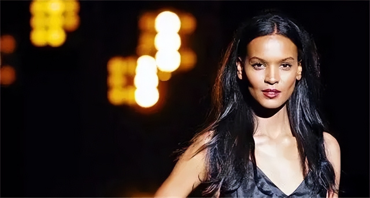 那些被残忍割去性器官的少女们，谁才是幕后凶手？