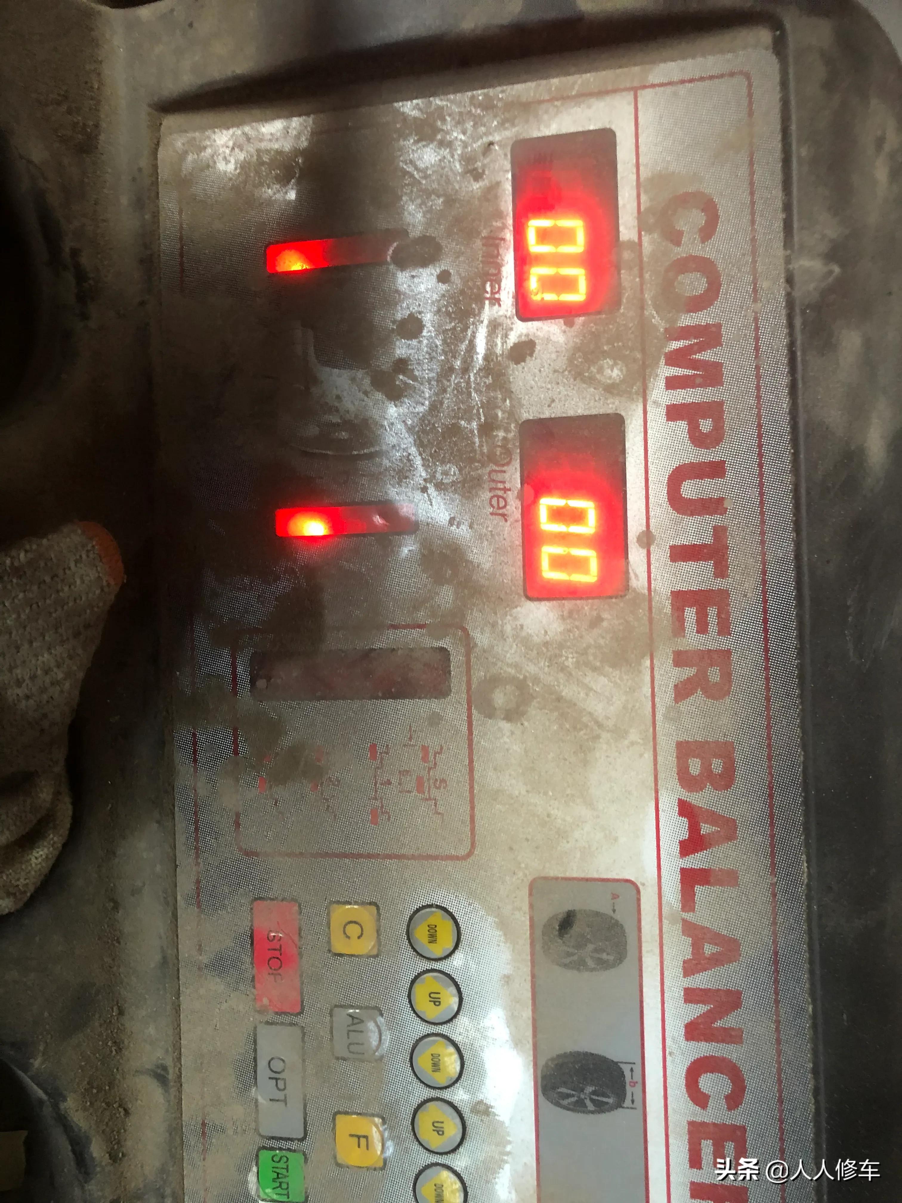 车速超过100码制动方向抖动,车速在100以上时方向盘抖动