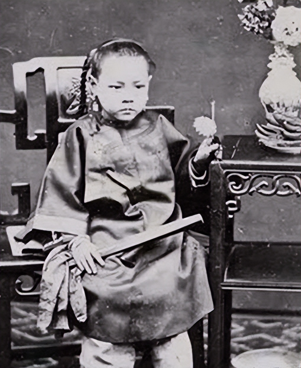 51年毛主席的弟弟被当成贪污犯,一封信揭露真相,还了他一个清白