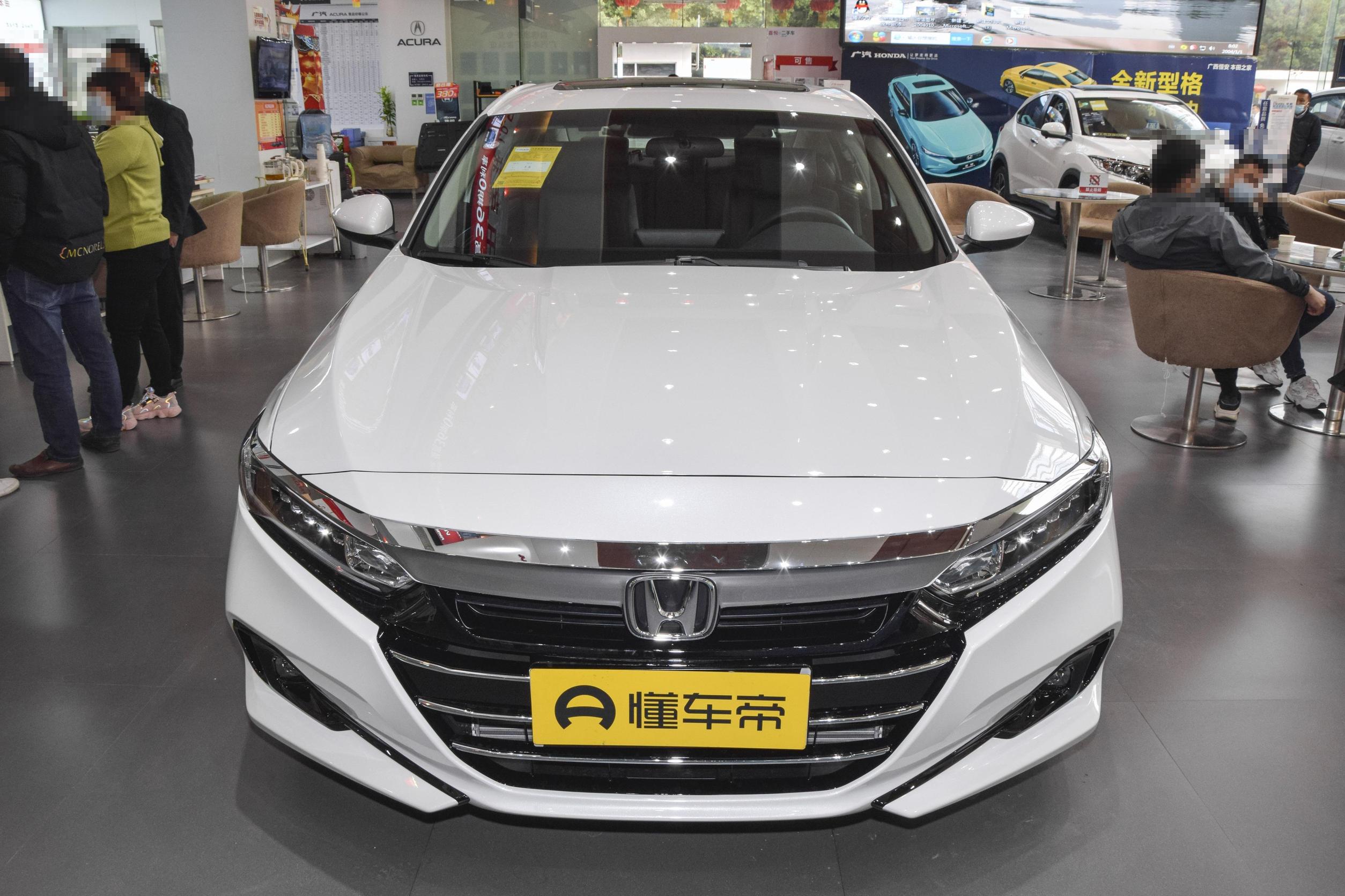 配备1.5t动力180马力,搭载1.5t发动机百公里油耗6.5l