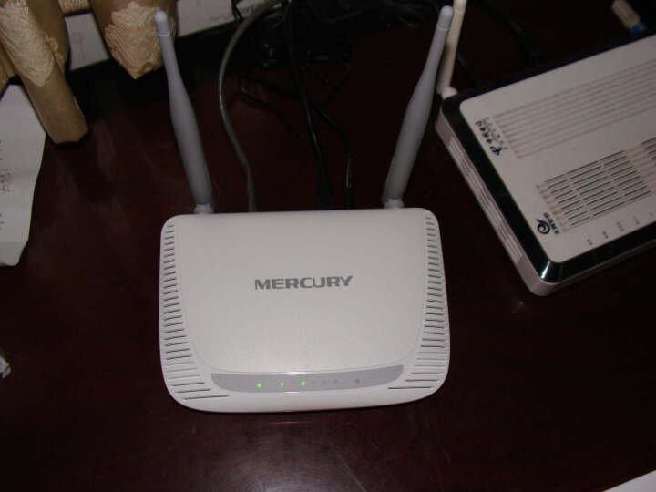 如何避免路由器每天重启,防止别人路由器蹭网教程