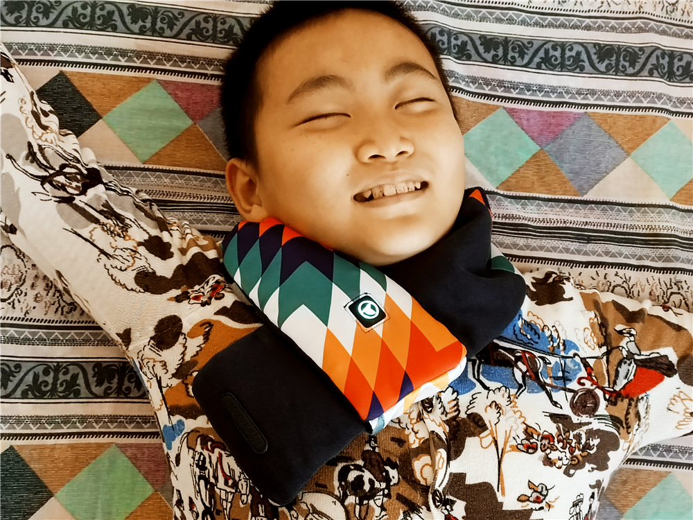 飞乐思发热围巾机能款,飞乐思智能发热围巾图片