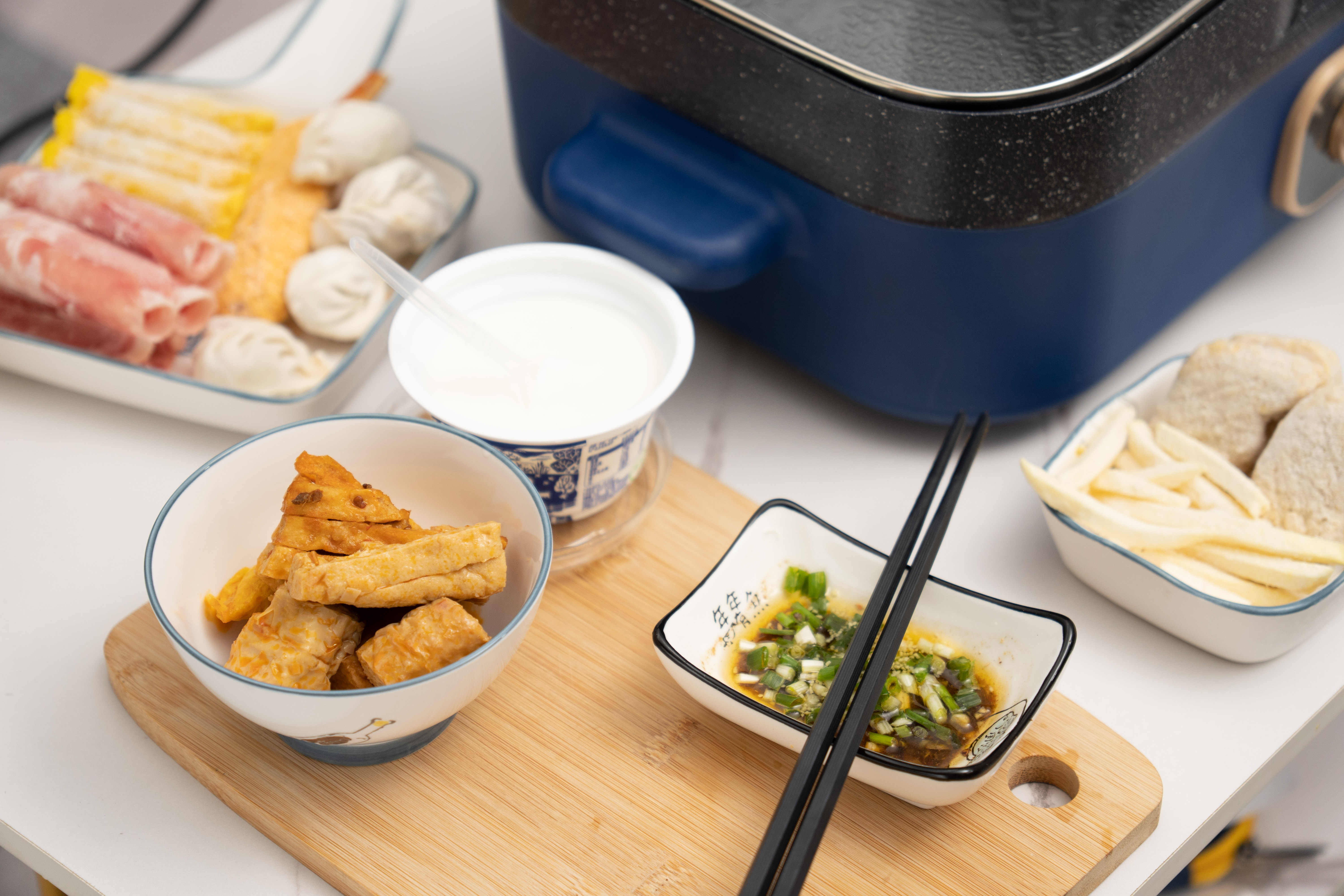 火辣辣涮烤一体自助火锅,旋转涮烤一体自助火锅