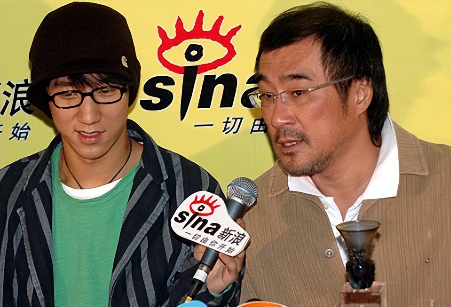 林凤娇为了成龙，到底有多能忍？