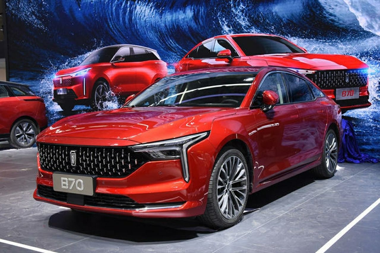 2020年轩逸卡罗拉,2022年卡罗拉轩逸哪个值得买