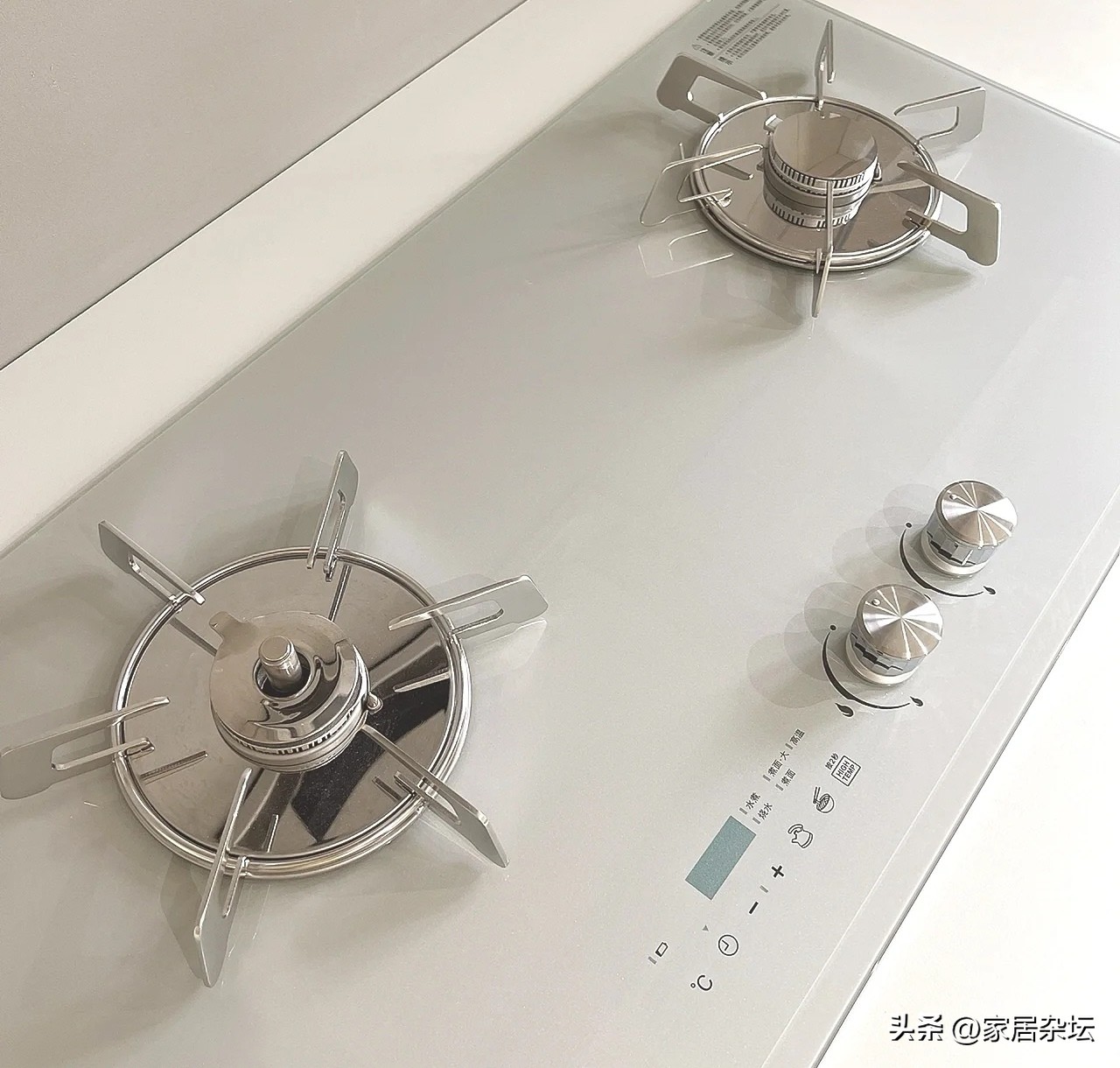 燃气灶为何差价那么大,燃气灶600和3000的有什么区别