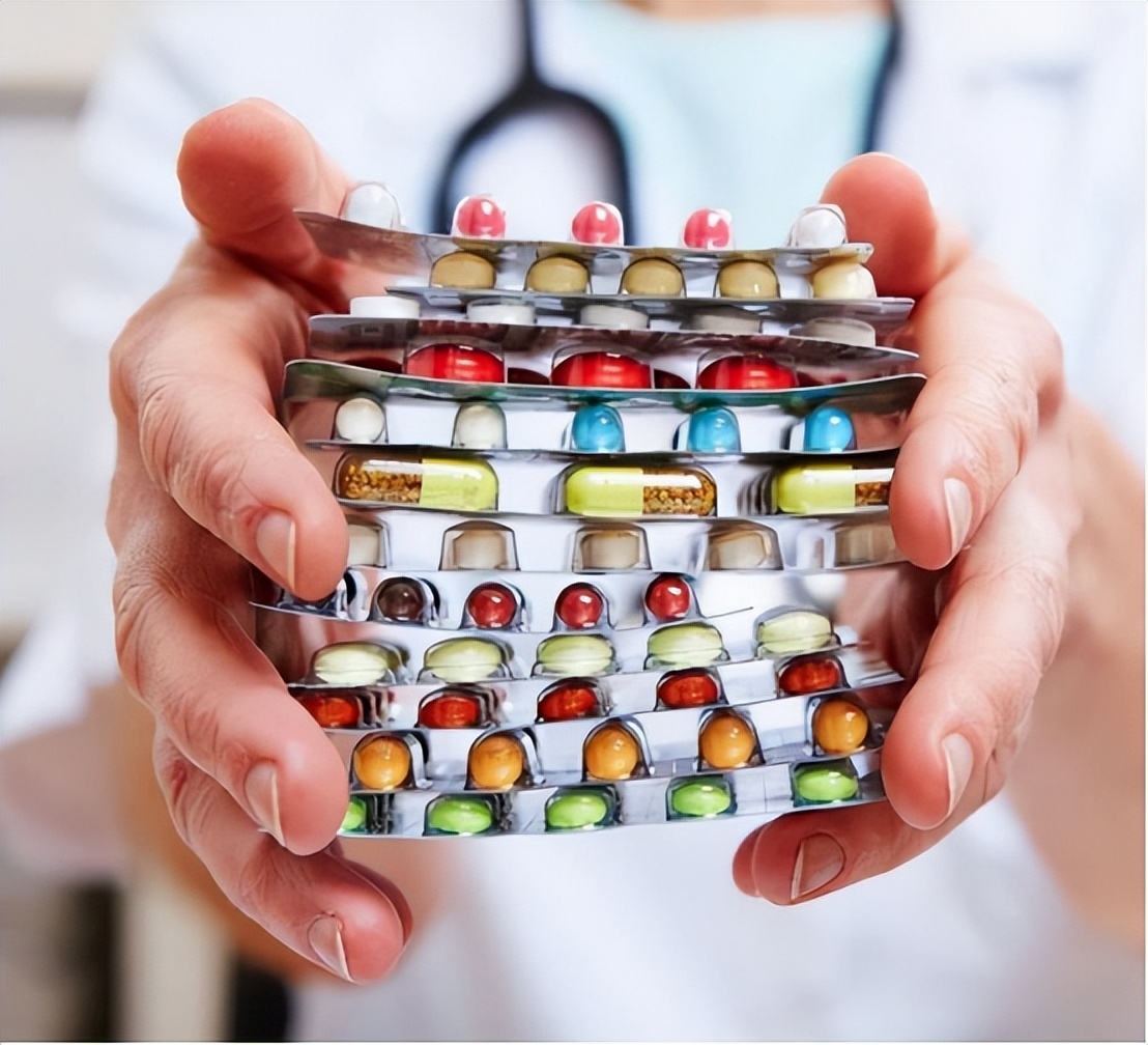 脖子上长小肉疙瘩丝状疣怎么治疗,脖子上长小肉疣怎么治疗