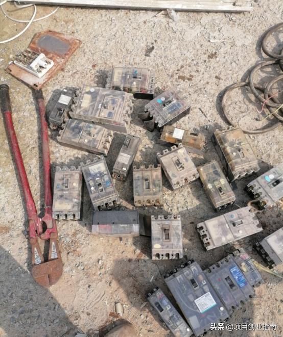 投资五万块钱一年赚50万的小生意,冷门创业好项目夫妻