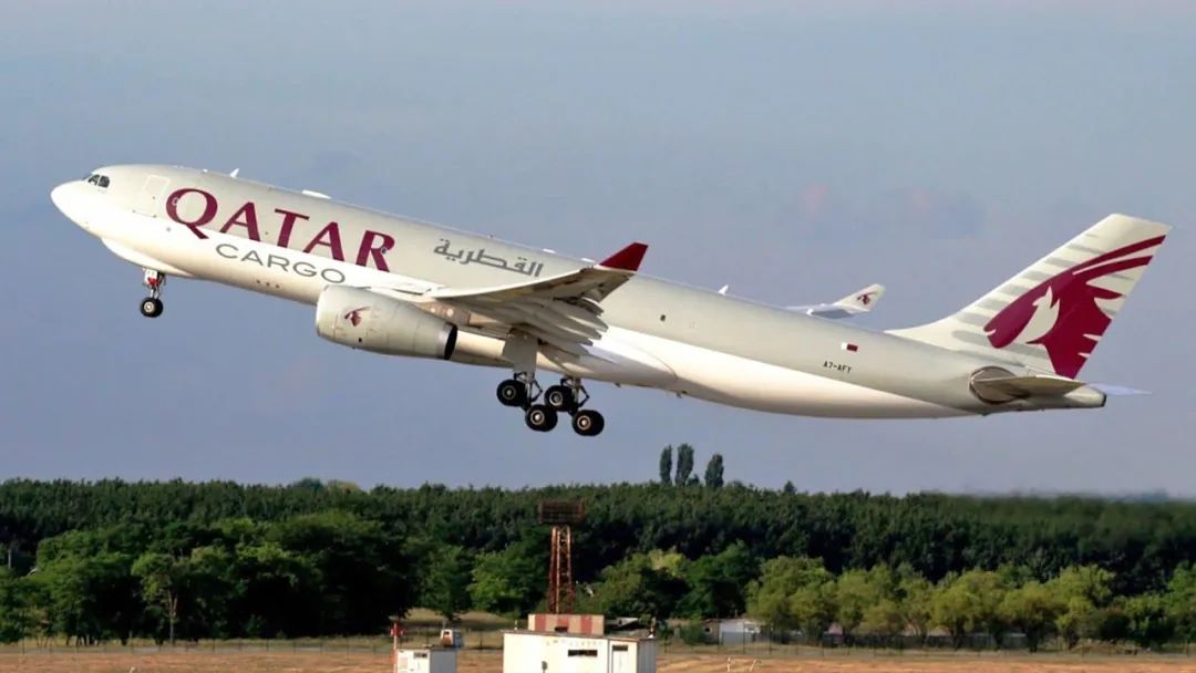 卡塔尔订购客车,卡塔尔购买波音客机