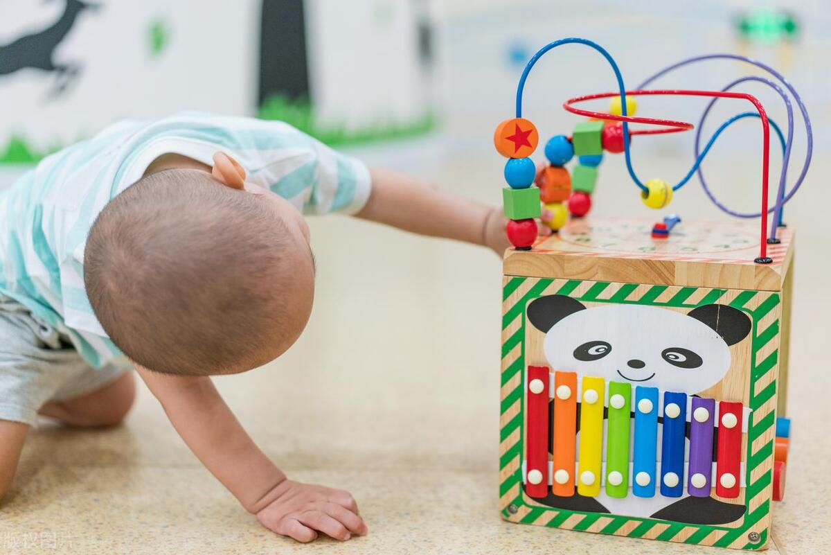 儿童生长发育对照表图0-12岁,0-12月龄宝宝生长发育指南