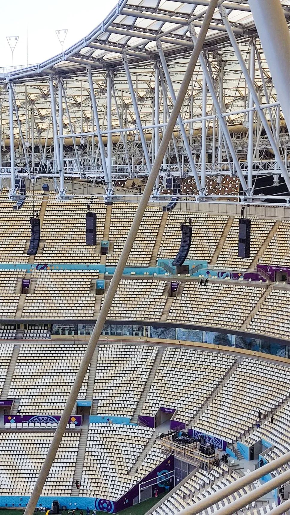 从卡塔尔到全球，世界杯赛场的声音如何漂洋过海到你我耳中？