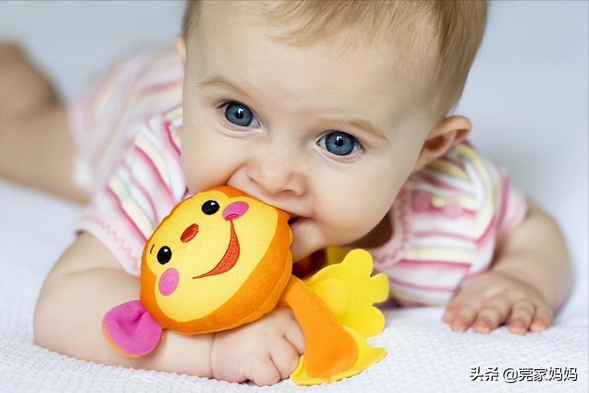 宝宝那破烂小被子该不该扔掉？选对安抚物，让孩子成长更早独立
