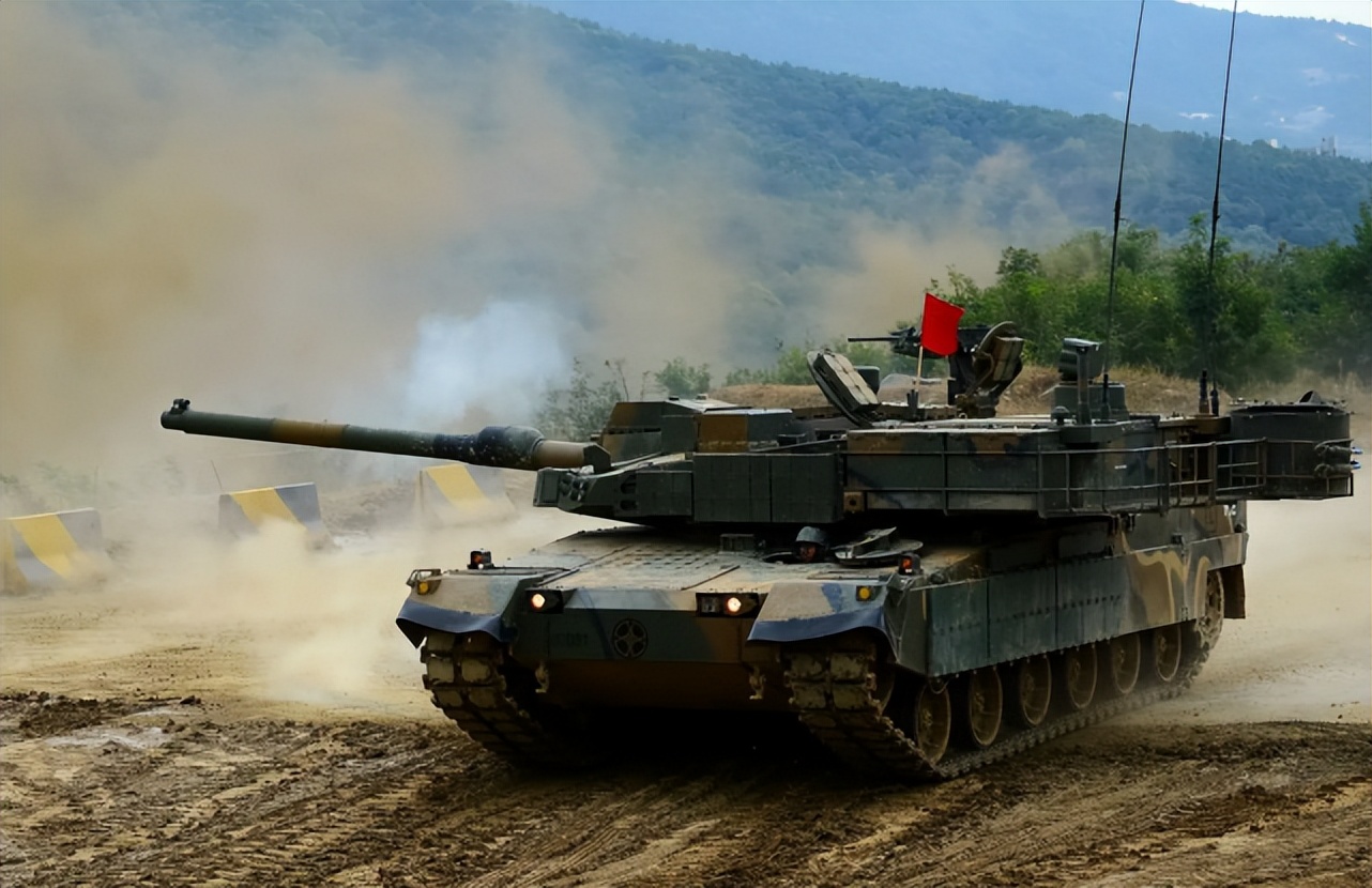 抢占欧洲市场？波兰签署57.6亿军售合同，K2黑豹为何如此畅销？