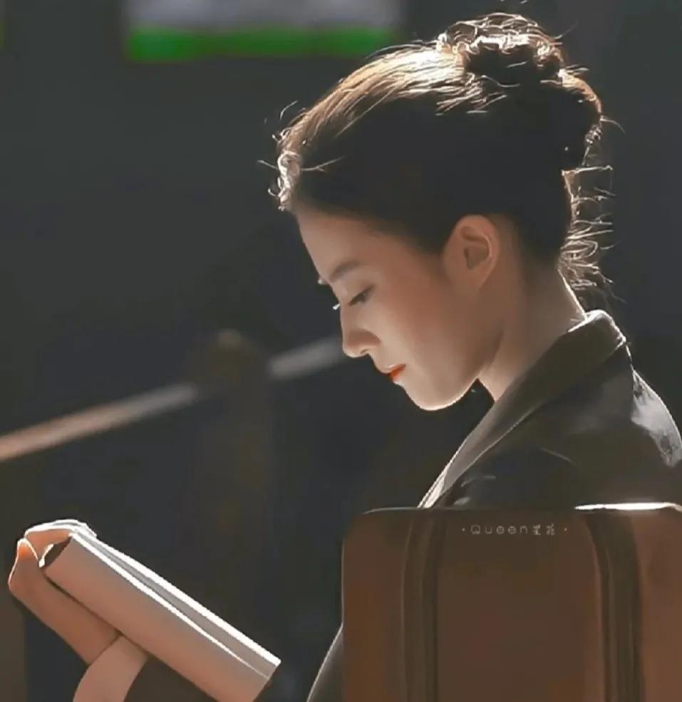 是不是我不够漂亮,不够漂亮活得太惨