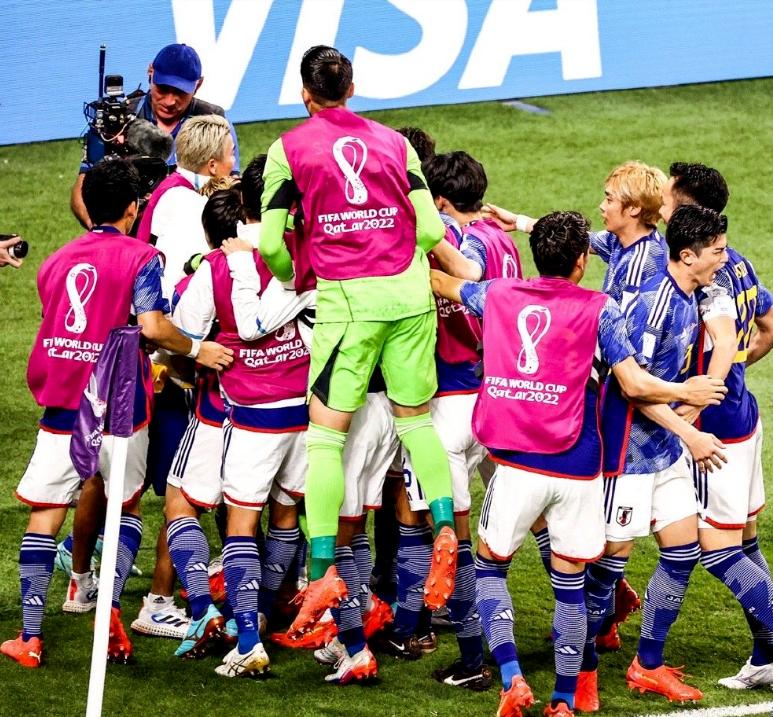 世界杯日本国足太太团曝光,世界杯日本美女太太团