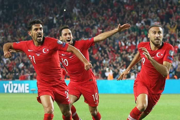 武磊欧洲杯进球精彩瞬间,武磊救主巴萨进球