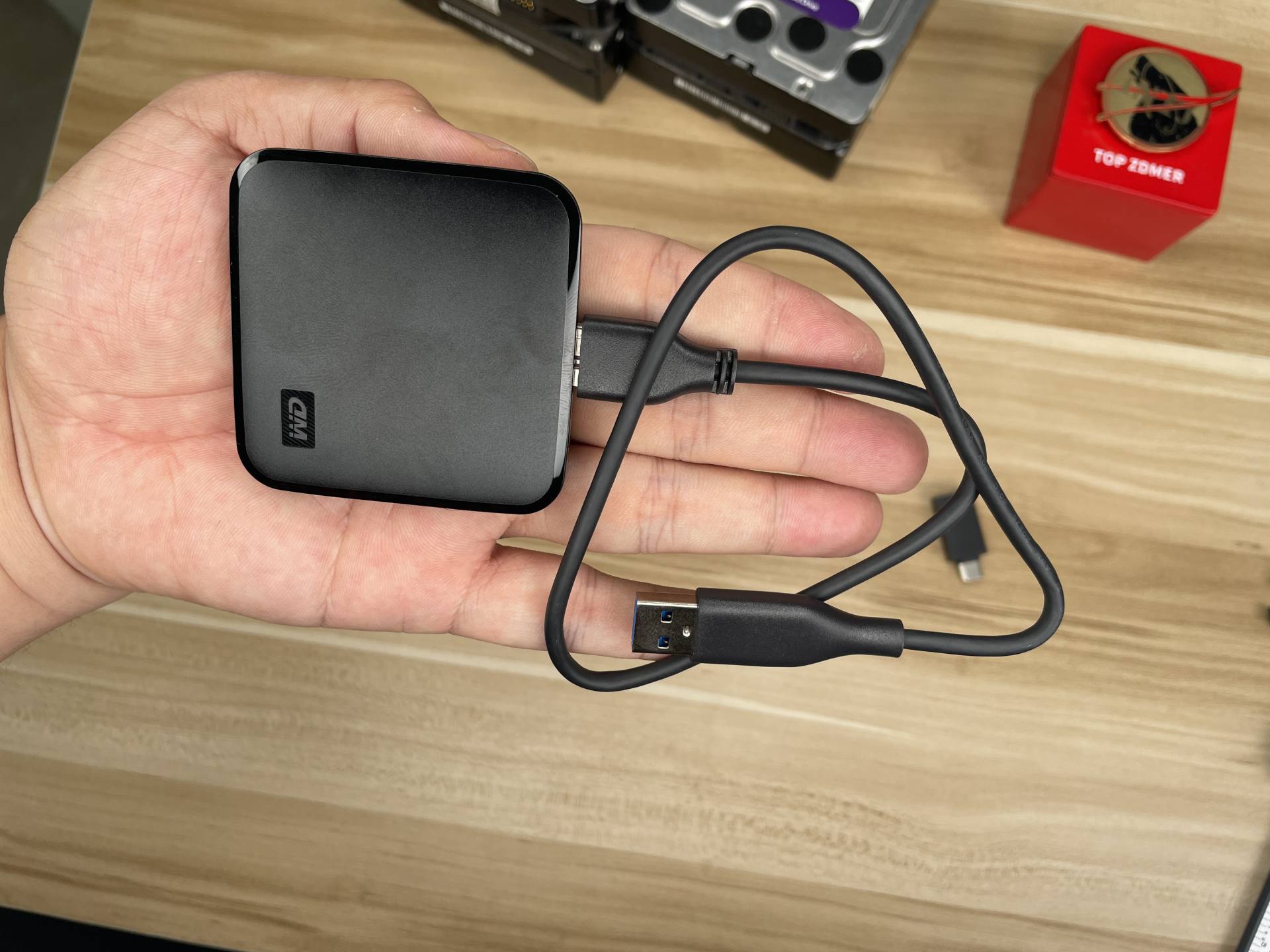 西数移动固态硬盘怎么激活,新款西数固态硬盘和老款对比