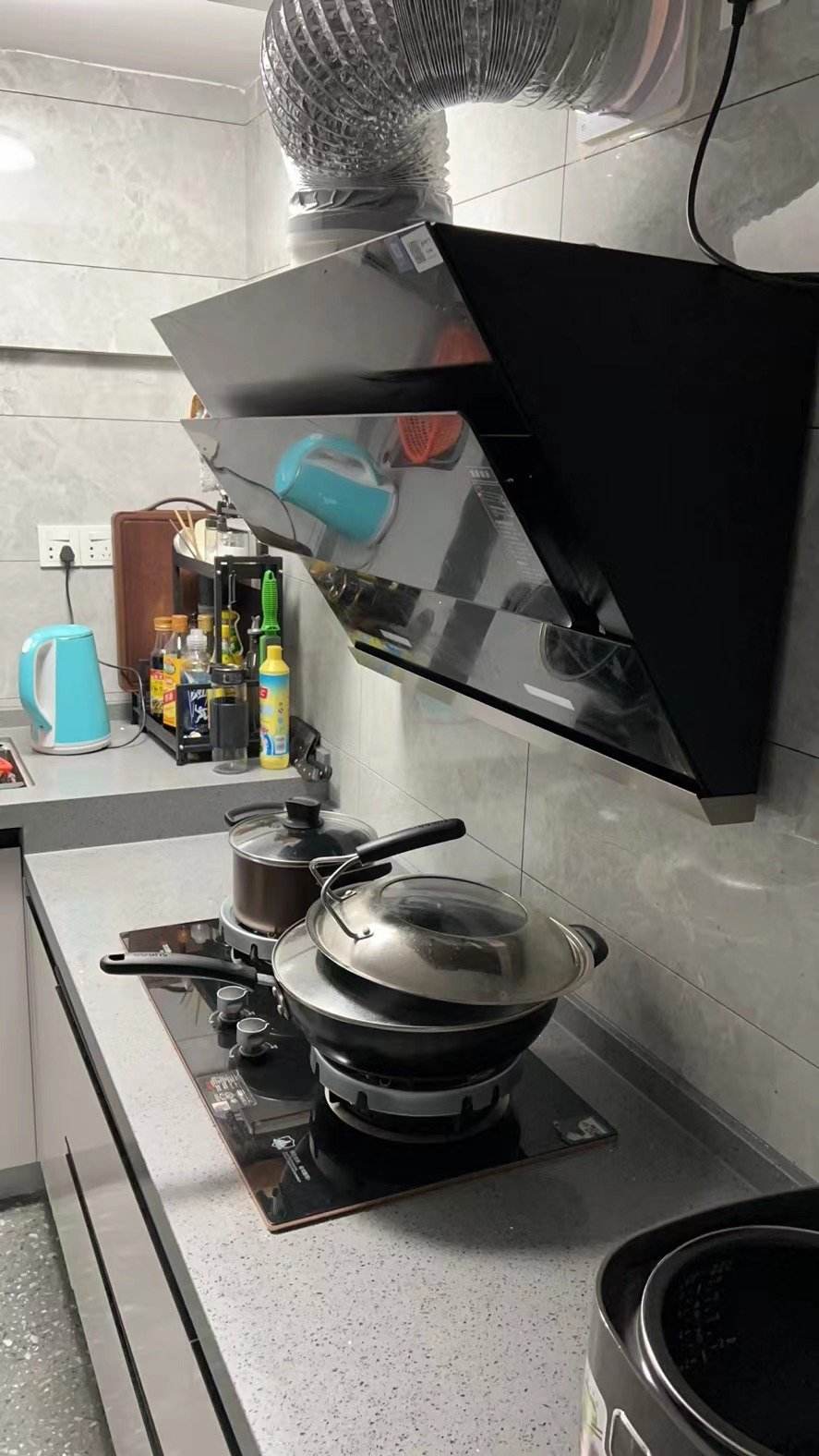 农村厨房油烟机顶吸好还是侧吸好,油烟机侧吸好还是顶吸好测评