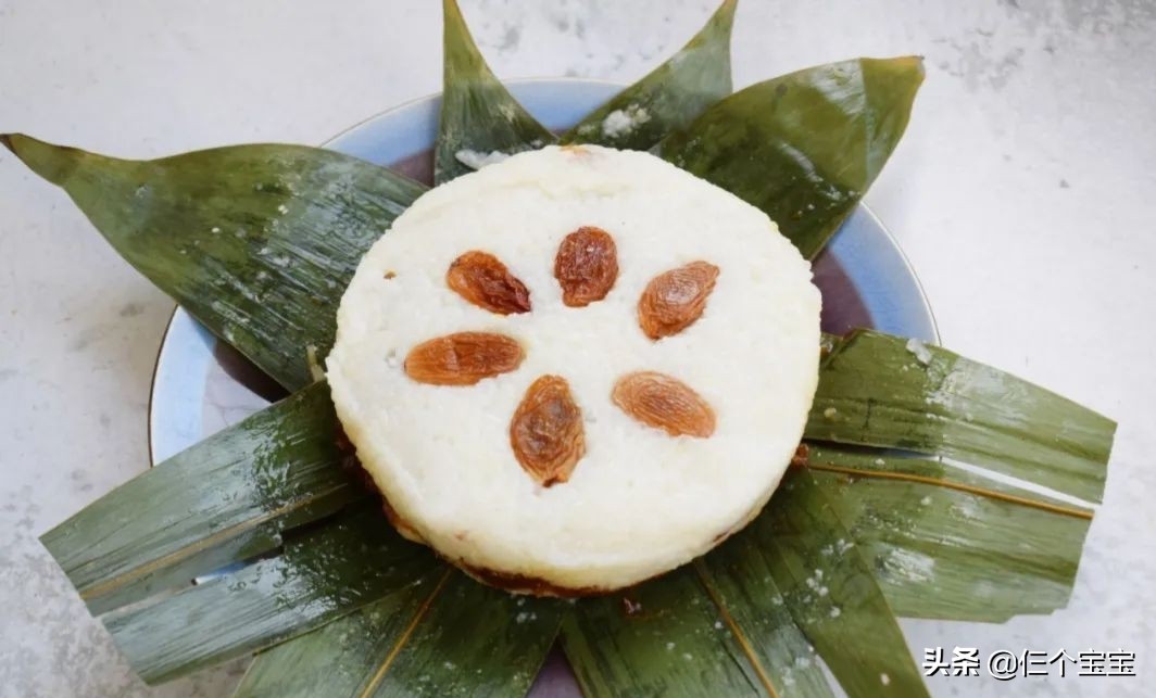 手残党怎么包四角粽子,六个月以上宝宝粽子做法