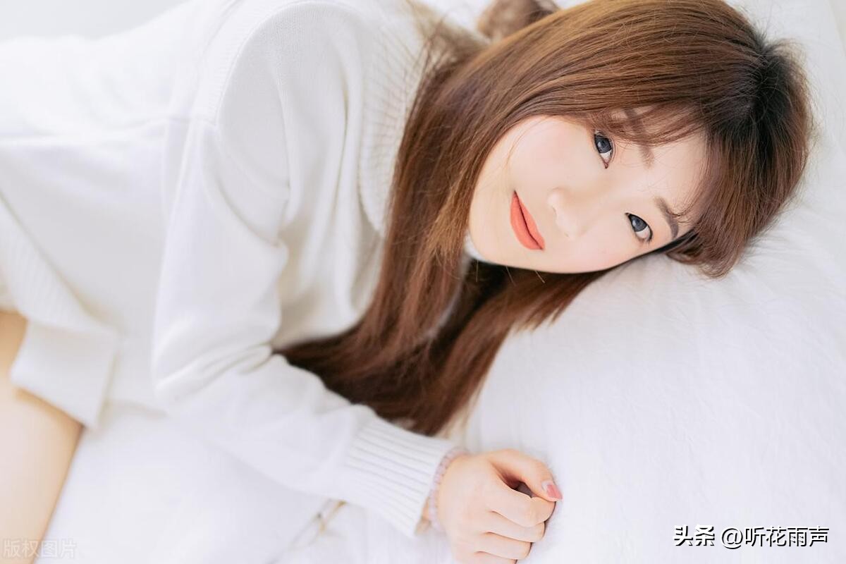 60多岁丧偶女人喜欢你的表现,如果一个女人喜欢你会有什么表现