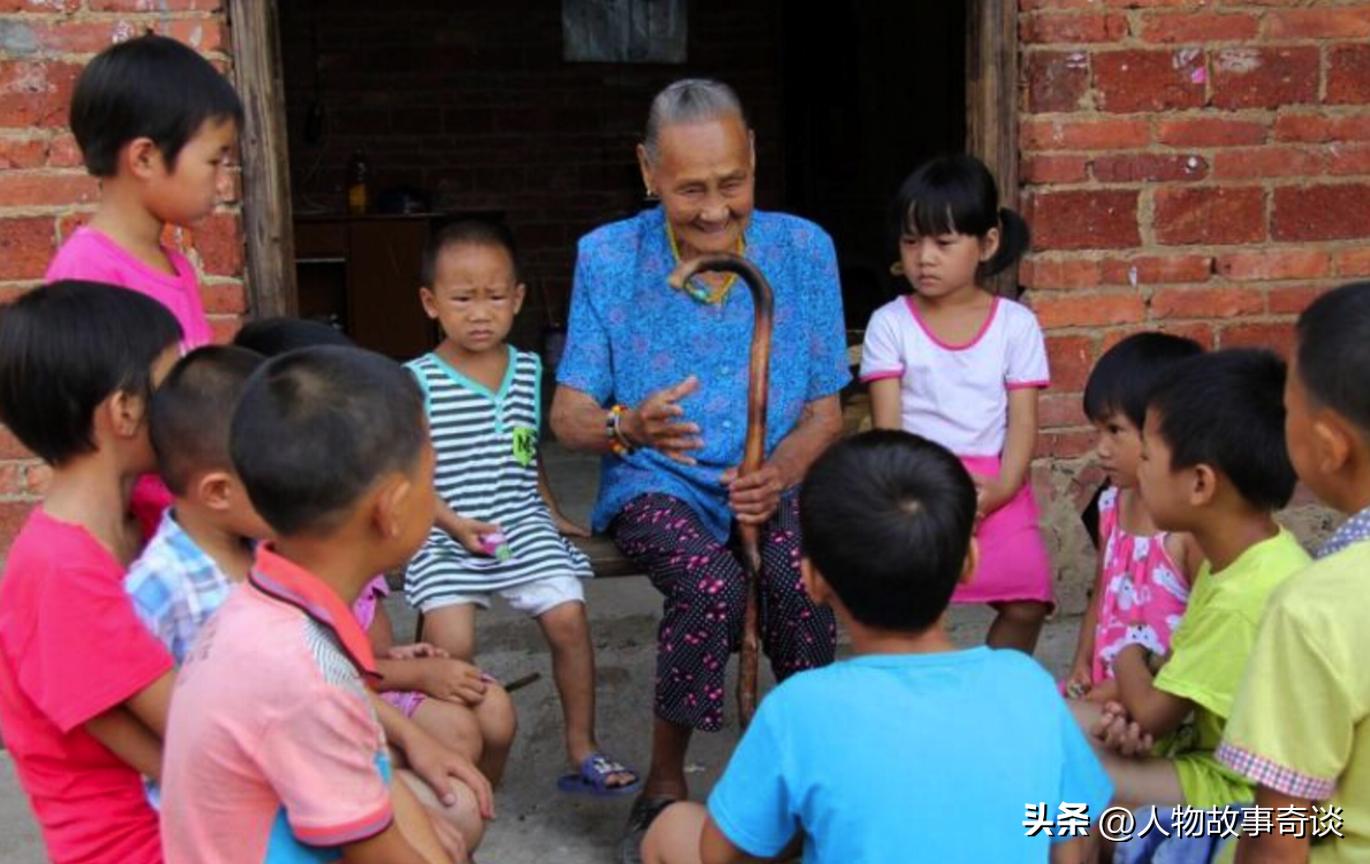 河南农妇手疼看病,河南农妇去医院就诊无意露出胳膊