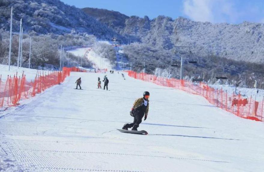宝鸡鳌山滑雪场开板时间,太白鳌山滑雪场开板