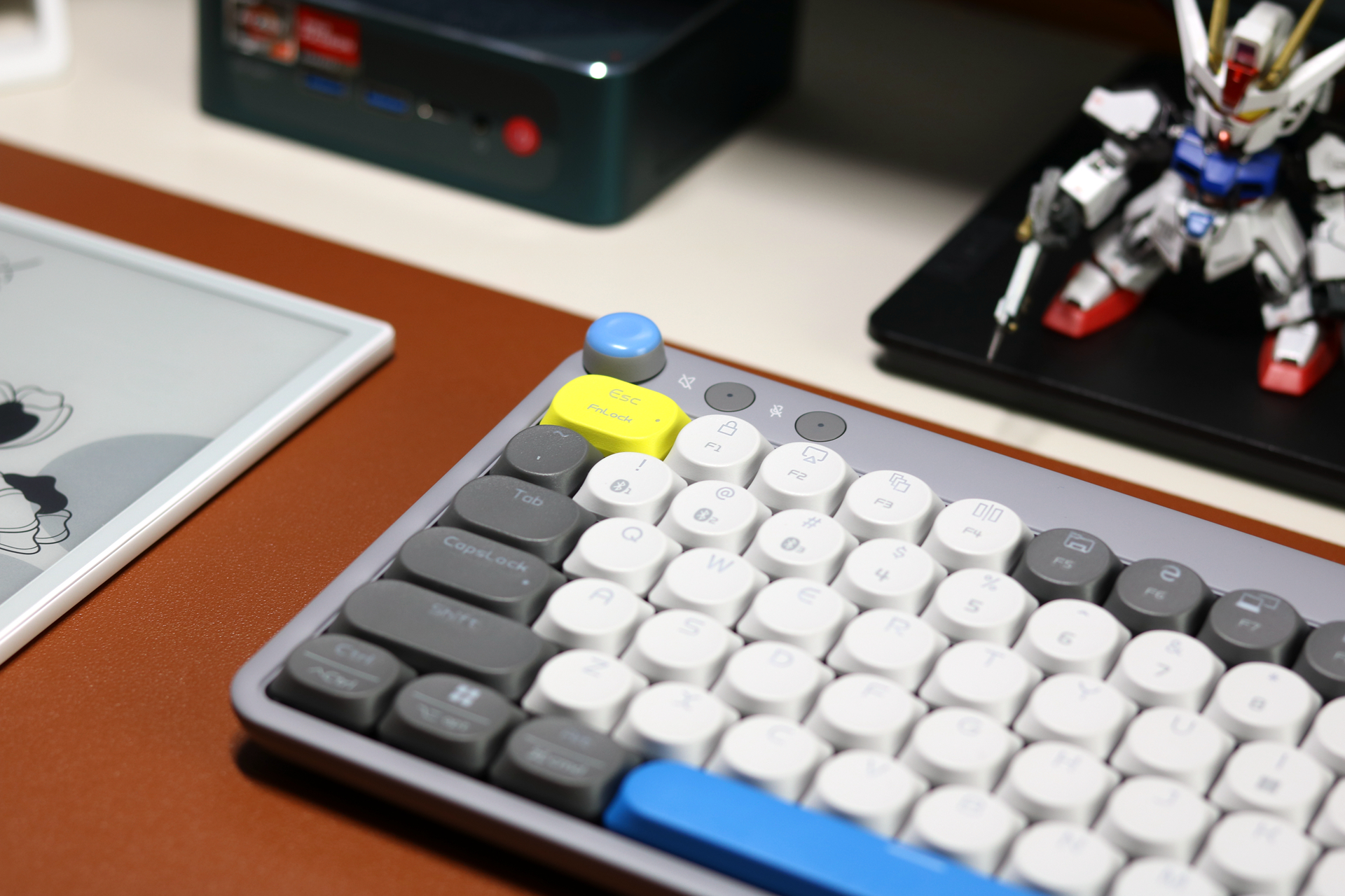 thinkbook机械键盘kbpro,thinkbook14超薄智能键盘如何使用