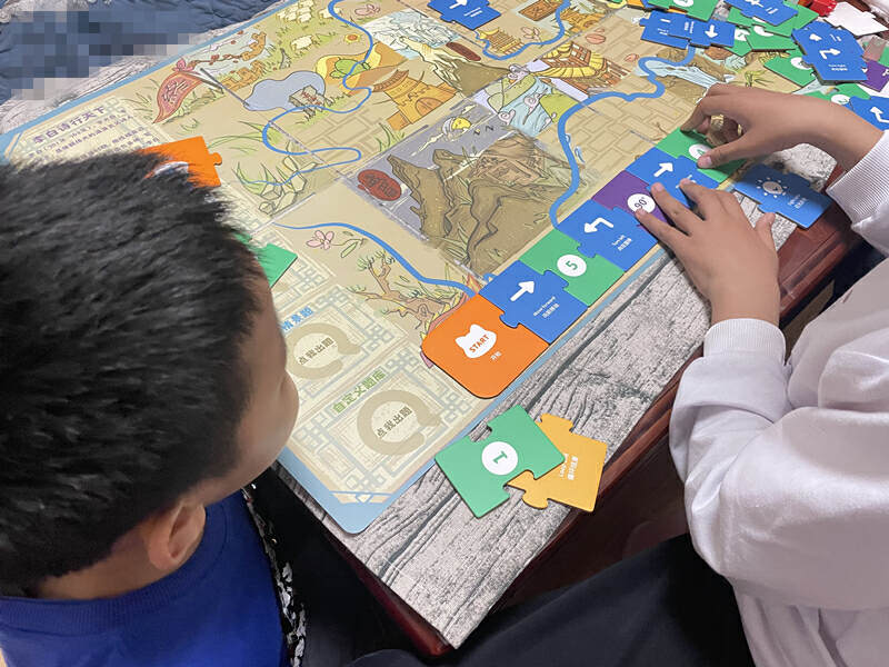 拼读编程机器人,给孩子学习的好礼物