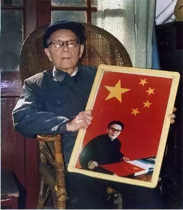 五星红旗确认为国旗的故事,了解五星红旗背后的故事