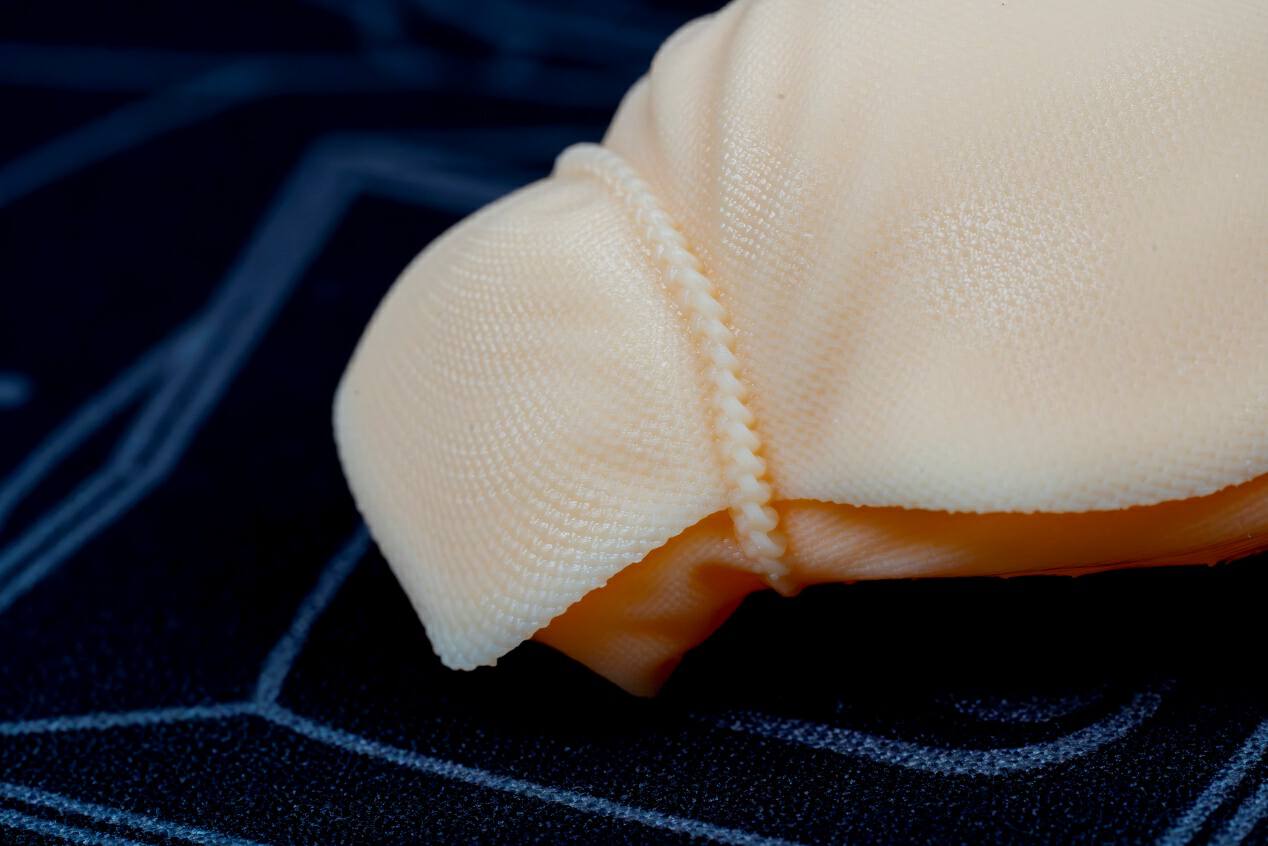 为了老头环雕塑连肝48小时,ELEGOOSaturn3光固化3D打印机评测