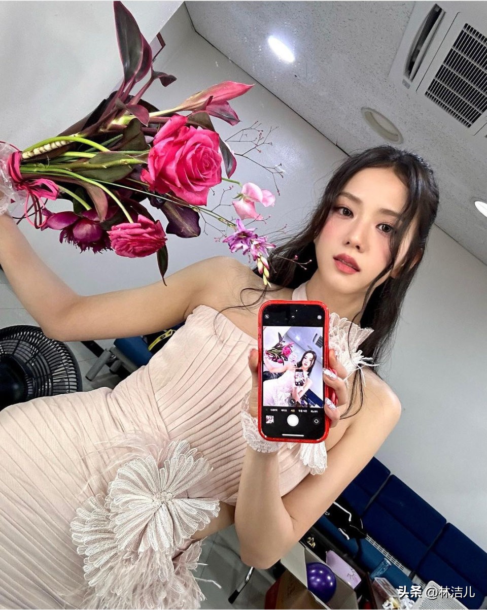 智秀的骨相,内双肿眼泡修容眼妆