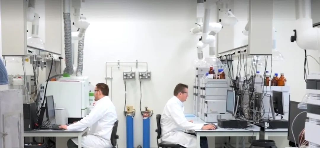 谁在说谎？爱他美婴儿奶粉生虫真相