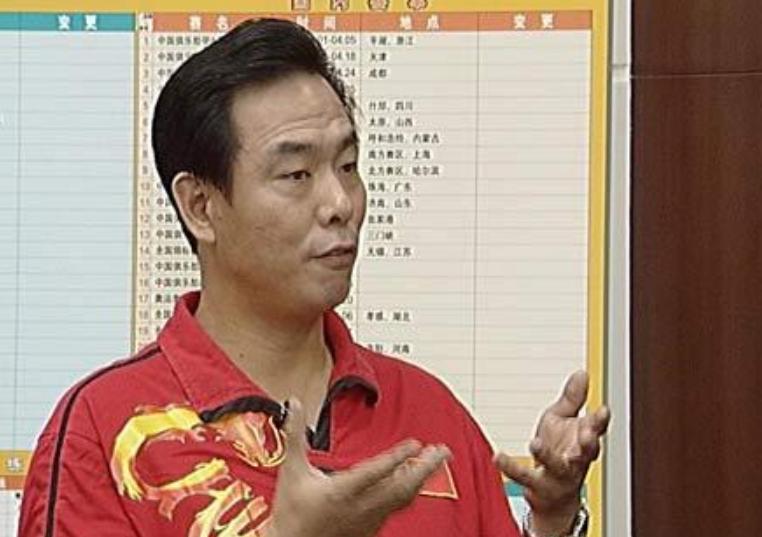 蔡振华：乒乓球世界冠军，带出11位奥运冠军，远赴意大利担任教练