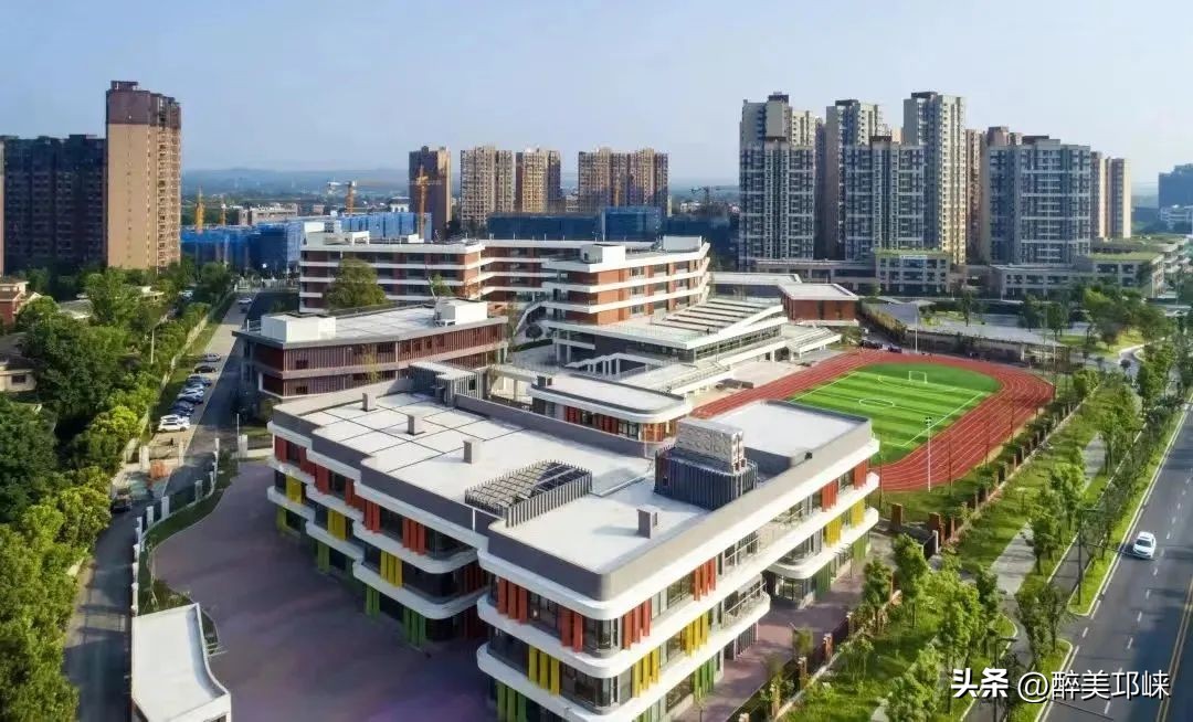 邛崃市创建先进县,西部百强县邛崃排名24位