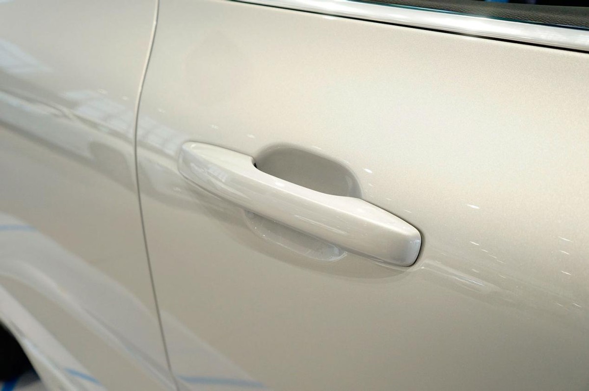 沃尔沃xc902022款t8试驾评测,沃尔沃xc602022款哪个颜色好看