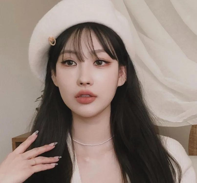 如何让一个新手快速学会化淡妆,怎么才能学会画淡妆的技巧