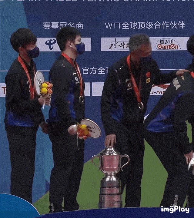 十月乒记：场下的故事，也是很有趣的